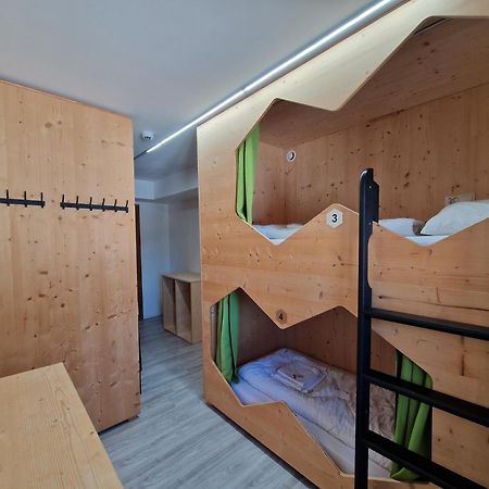 Stanton Hostel St. Anton am Arlberg Zewnętrze zdjęcie