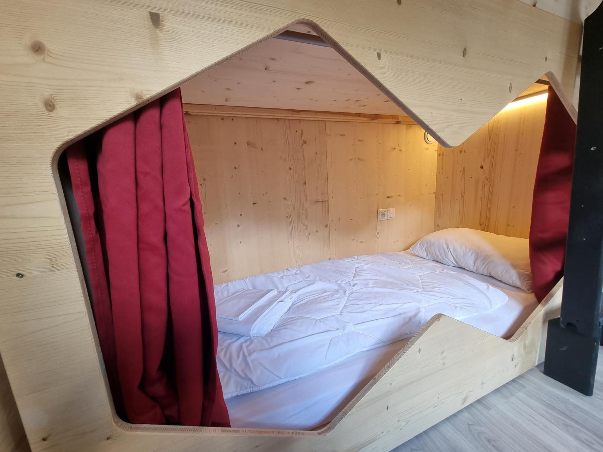 Stanton Hostel St. Anton am Arlberg Pokój zdjęcie
