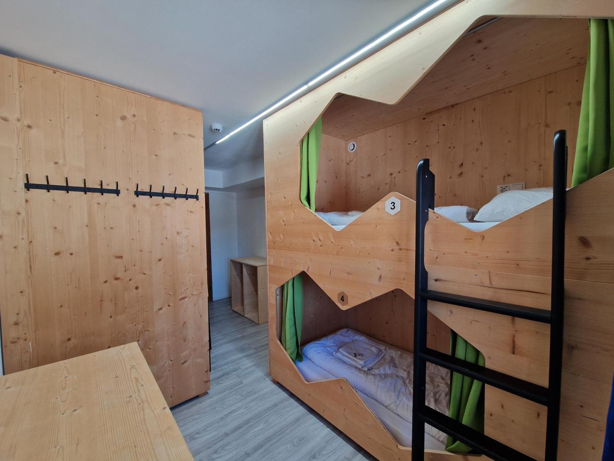 Stanton Hostel St. Anton am Arlberg Zewnętrze zdjęcie