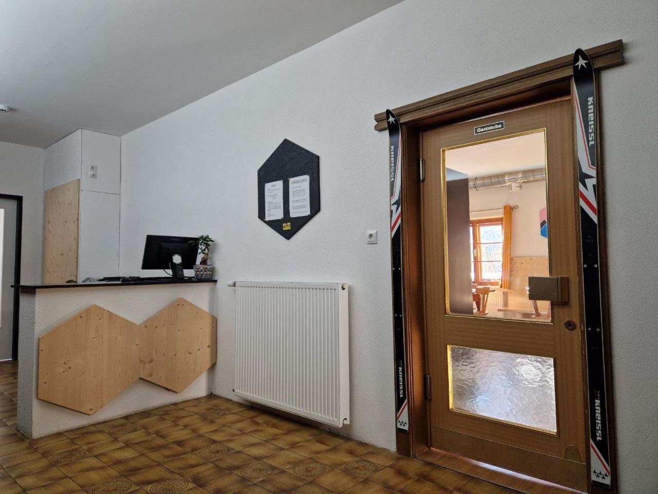 Stanton Hostel St. Anton am Arlberg Zewnętrze zdjęcie