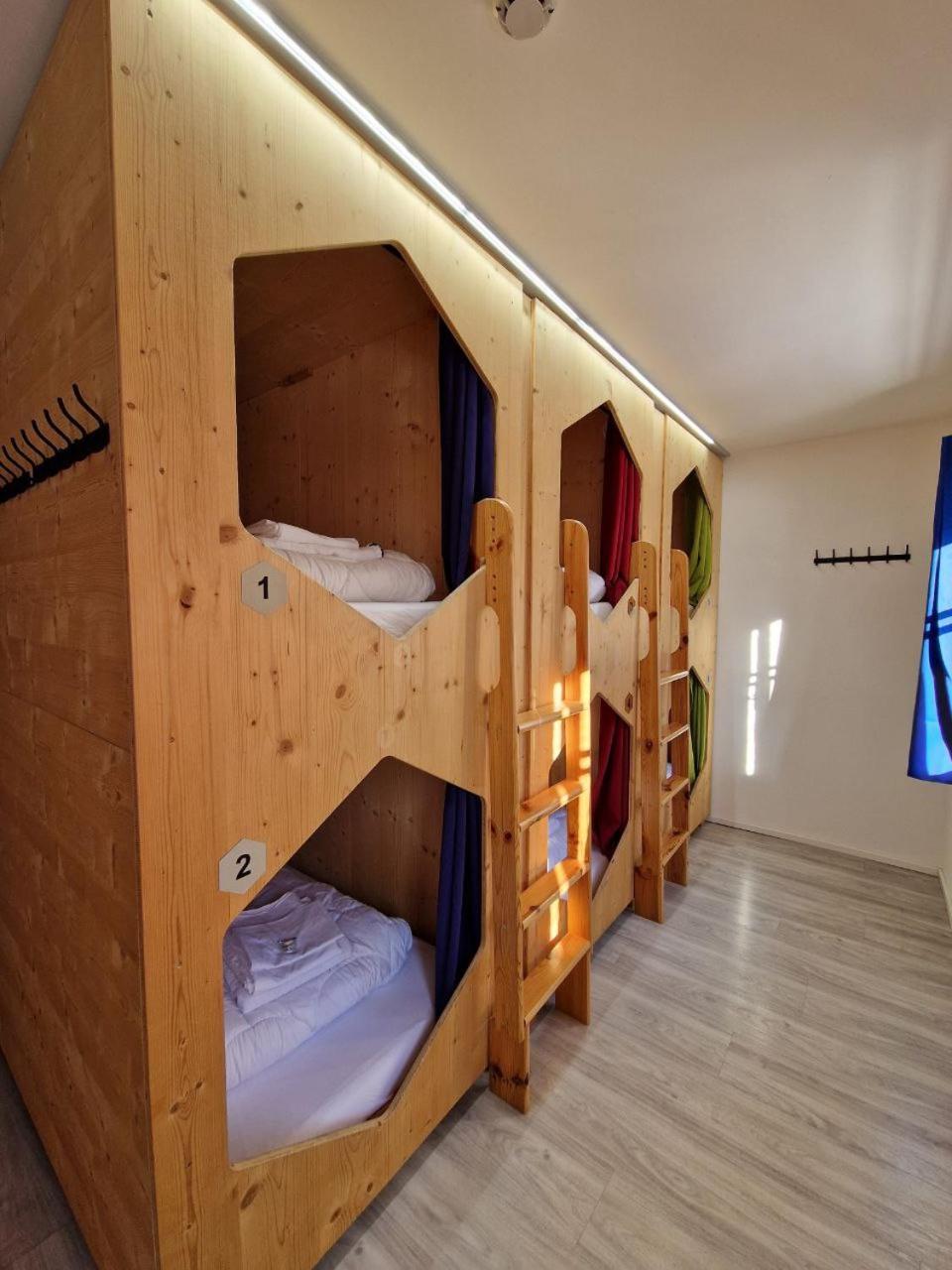 Stanton Hostel St. Anton am Arlberg Zewnętrze zdjęcie