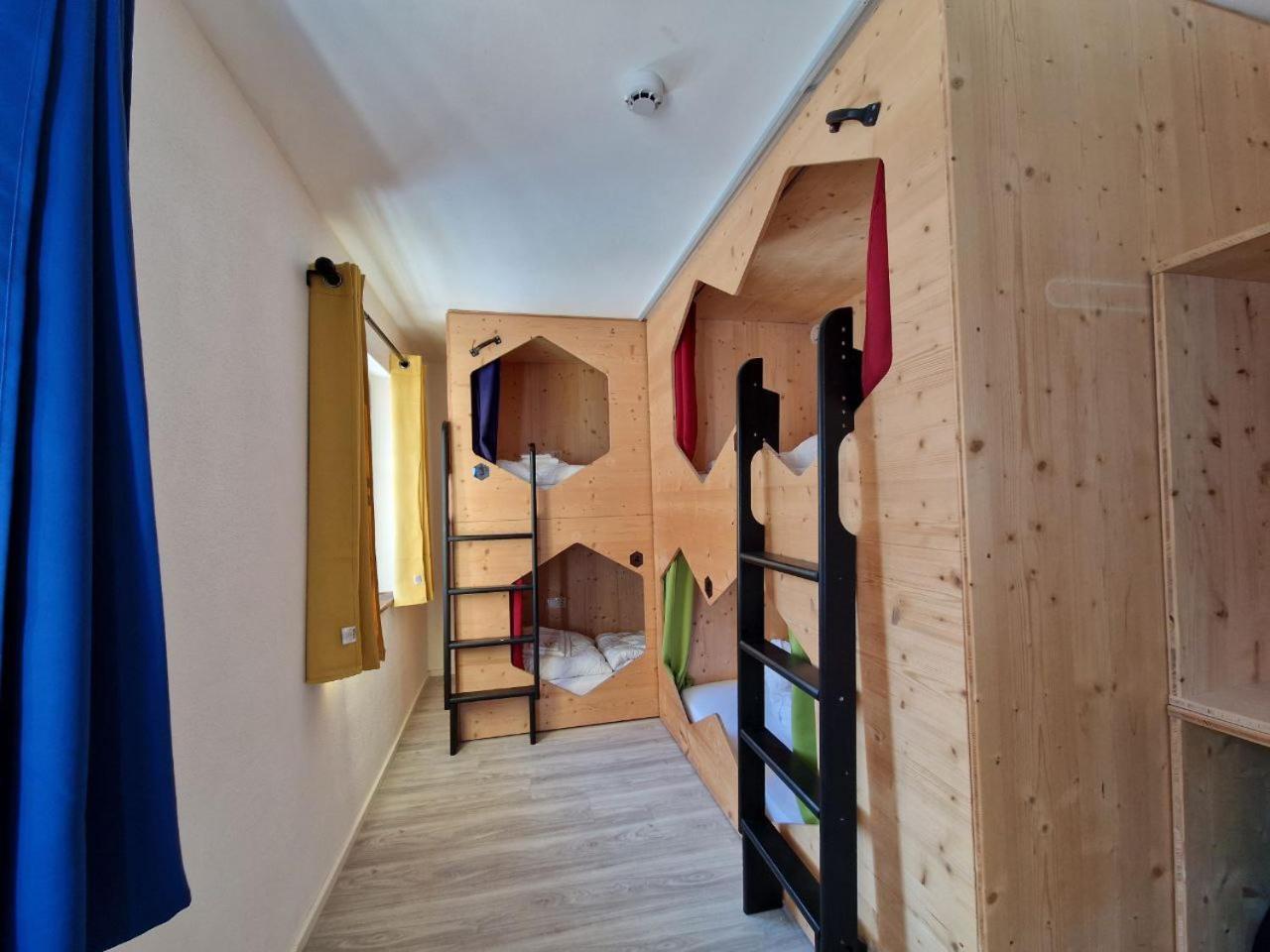 Stanton Hostel St. Anton am Arlberg Zewnętrze zdjęcie