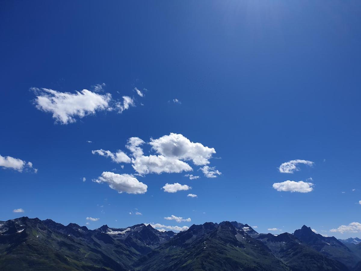 Stanton Hostel St. Anton am Arlberg Zewnętrze zdjęcie